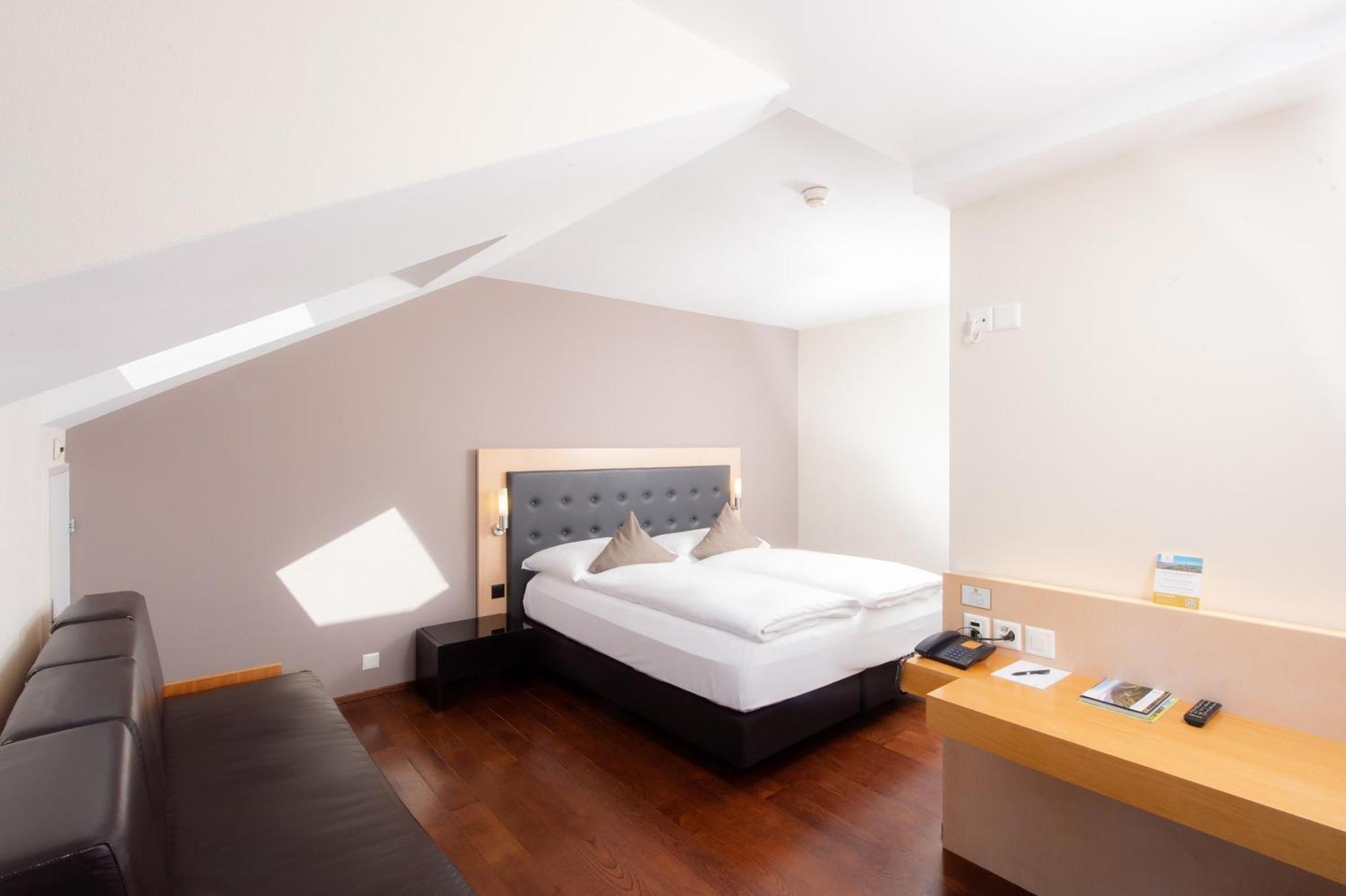 Uto Kulm Car-free Hideaway In Zurich 4*