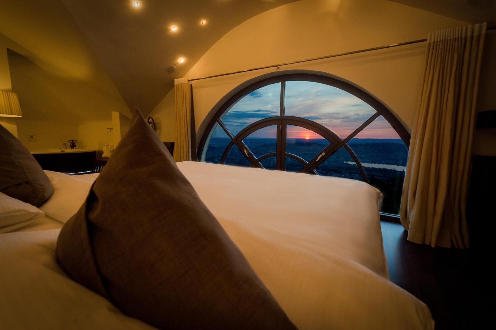 Otel Uto Kulm Car-free Hideaway In Zurich Bonstetten